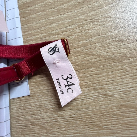 Victoria's Secret Red Lace Corset Bra Embroidered Gold New With Tags Lingerie - Picture 8 of 8